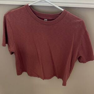 Uniqlo Women's Crop Top in Deep Red